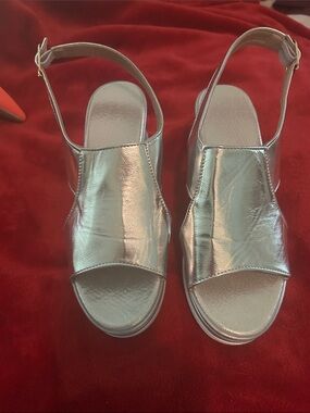 Silver Women's Slingback Peep-Toe Sandals